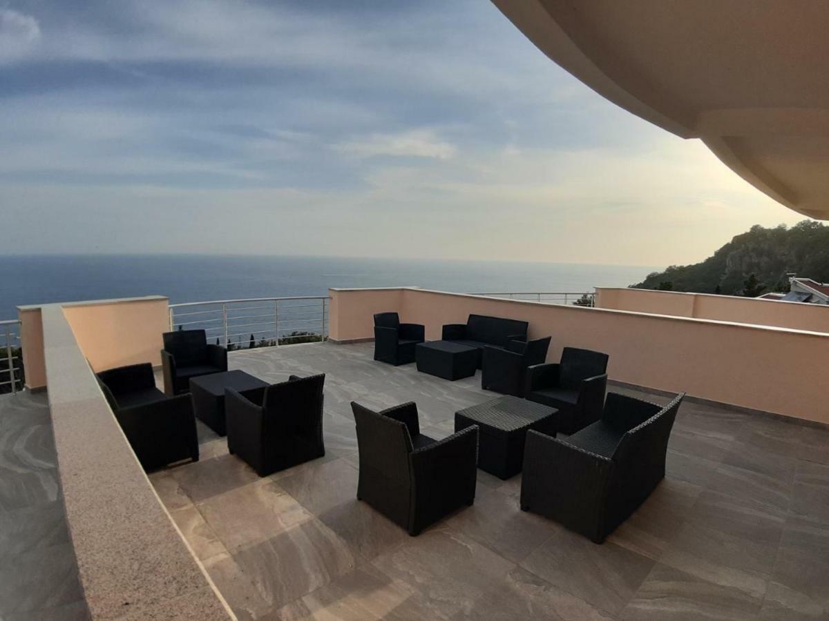 Villa Grand بار المظهر الخارجي الصورة