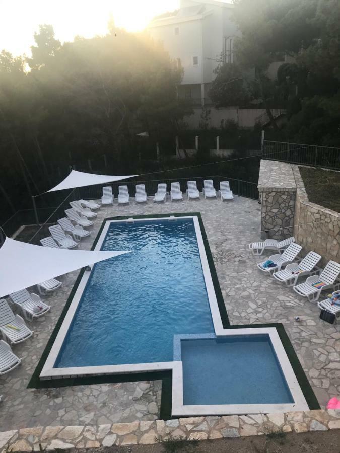 Villa Grand بار المظهر الخارجي الصورة