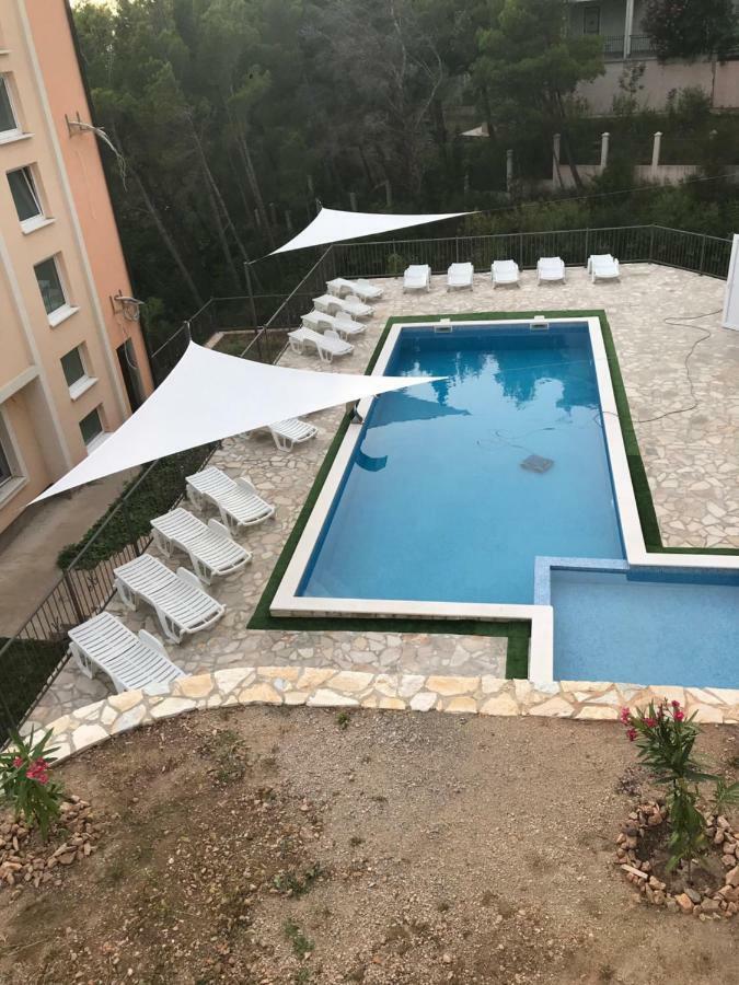 Villa Grand بار المظهر الخارجي الصورة